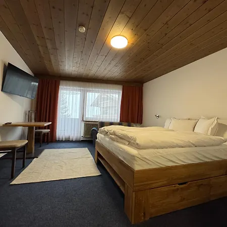 Klarelia Haus Domek alpejski Tux