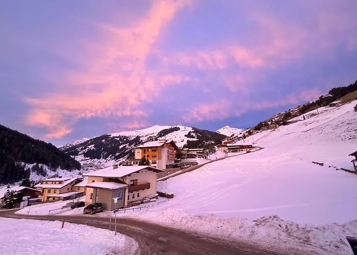 Klarelia Haus Dağ evi *